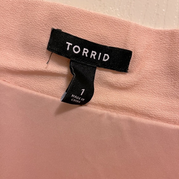 TORRID Light Pink skirt - Picture 3 of 4